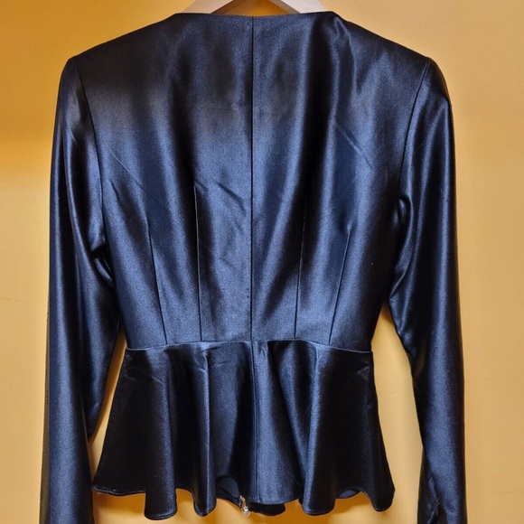ROTATE BIRGER CHRISTENSEN Elegant Annie Padded Shoulder Black Satin Peplum Top S - Picture 6 of 6